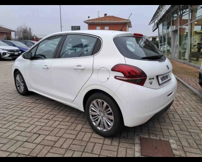 Peugeot 208 - SE-U75929 