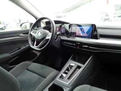 Volkswagen Golf - SE-U74719 