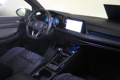 Volkswagen Golf - AU-U77636 