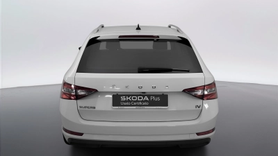 Skoda Superb - AU-U74777 
