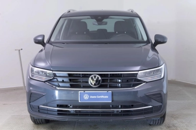 Volkswagen Tiguan - AU-U73663 