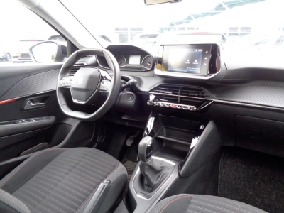 Peugeot 208 - SE-U78246 