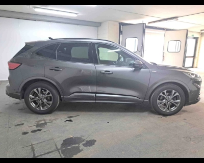 Ford Kuga - SE-U74699 