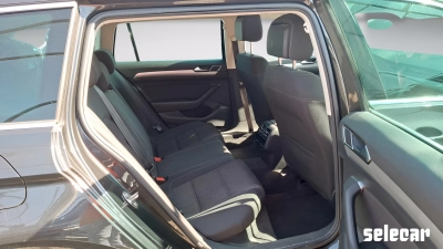 Volkswagen Passat - AU-U78116 