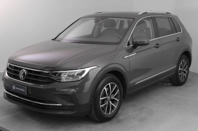 Volkswagen Tiguan - AU-U73311 