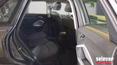 Audi Q3 - SE-U80202 