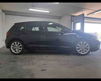 Volkswagen Golf - SE-U73731 