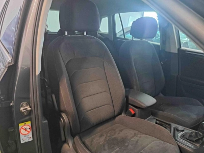 Volkswagen Tiguan - SE-U42156 