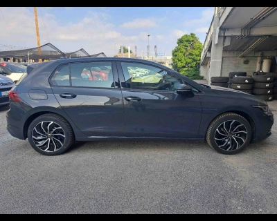 Volkswagen Golf - SE-U75466 