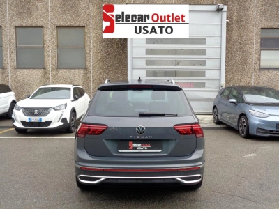 Volkswagen Tiguan - SE-U76582 