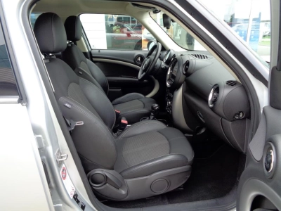 MINI Countryman - SE-U74200 