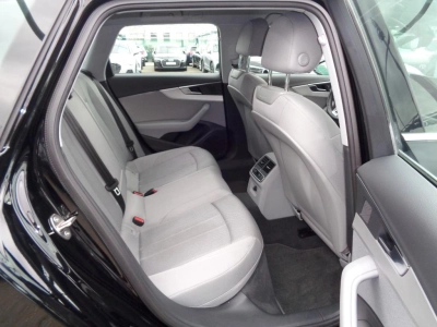 Audi A4 Avant - SE-U76277 