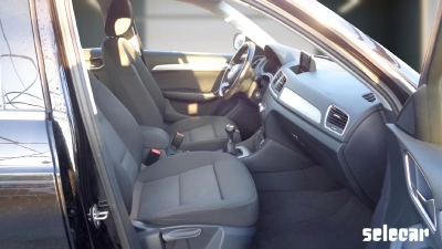 Audi Q3 - AU-U76460 