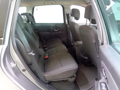 Renault Scenic - SE-U78008 