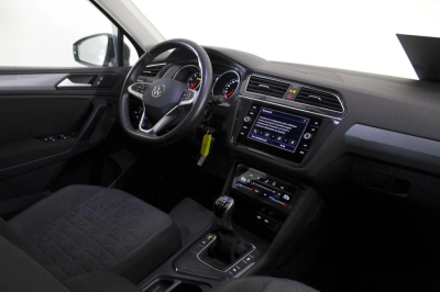 Volkswagen Tiguan - SE-U76712 