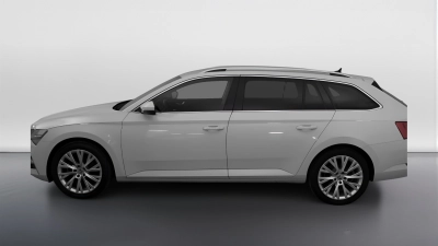 Skoda Superb - AU-U74777 