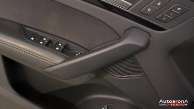 Audi Q5 Sportback - AU-U74944 