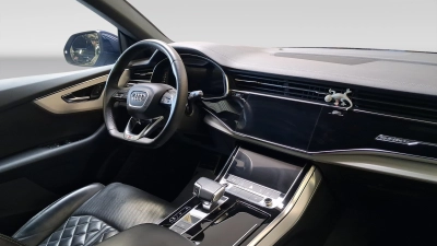 Audi Q8 - AU-U78773 