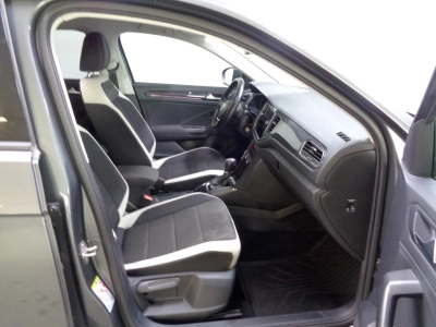 Volkswagen T-Roc - SE-U77968 