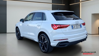 Audi Q3 - AU-U78328 