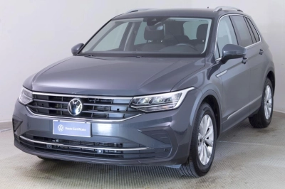 Volkswagen Tiguan - AU-U73663 