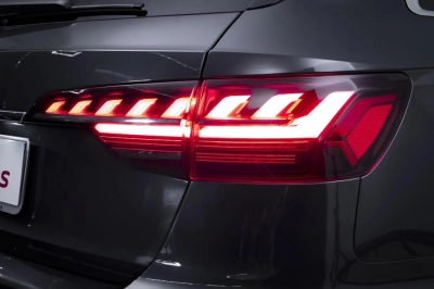 Audi A4 Avant - AU-U73348 