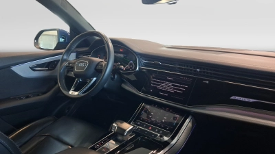 Audi Q8 - AU-U79811 