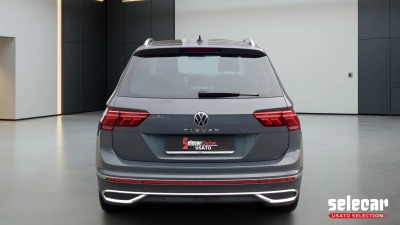 Volkswagen Tiguan - SE-U76582 