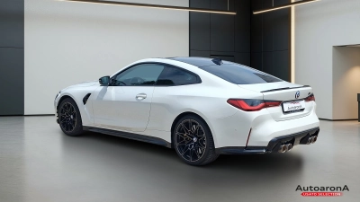 BMW M4 - AU-U79506 