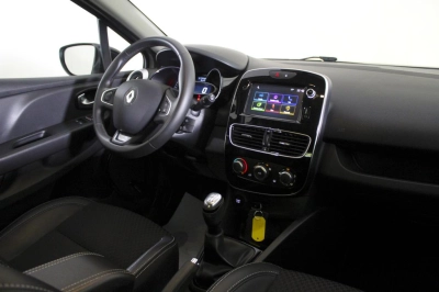 Renault Clio - AU-U77734 