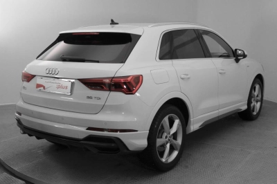 Audi Q3 - AU-U74402 