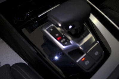 Audi Q5 Sportback - AU-U77842 