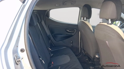 Lancia Ypsilon - AU-U76052 