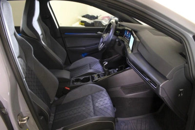 Volkswagen Golf - AU-U77636 