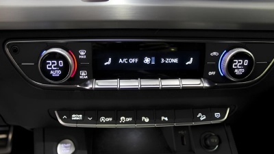 Audi Q5 Sportback - AU-U77472 