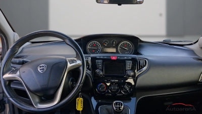 Lancia Ypsilon - AU-U76052 
