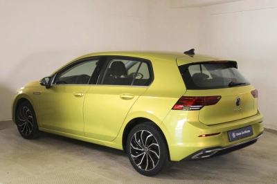 Volkswagen Golf - AU-U77634 