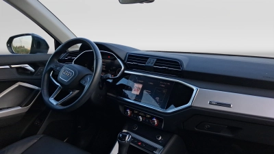 Audi Q3 - AU-U79570 