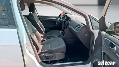 Volkswagen Golf - SE-U78916 