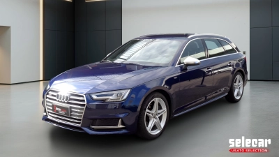 Audi A4 Avant - SE-U75712 