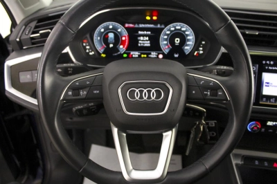 Audi Q3 - AU-U77432 