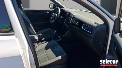 Volkswagen T-Roc - SE-U80045 