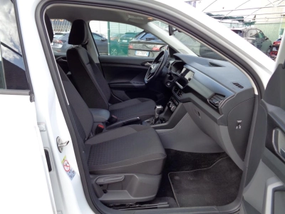 Volkswagen T-Cross - SE-U76000 