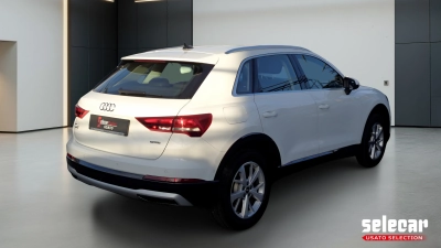 Audi Q3 - SE-U71233 