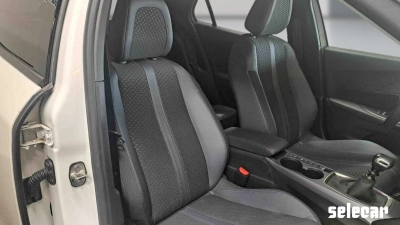 Peugeot 2008 - SE-U78902 