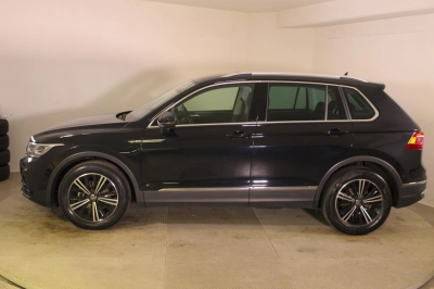 Volkswagen Tiguan - AU-U77598 