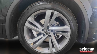 Volkswagen Tiguan - SE-U78505 