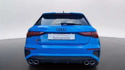 Audi S3 - AU-U79400 