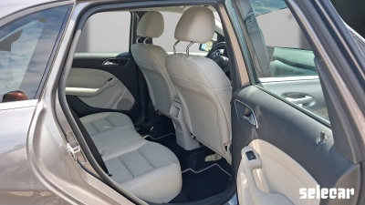 Mercedes-Benz Classe - SE-U79554 