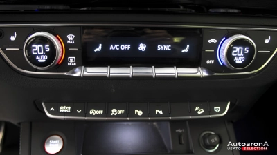 Audi Q5 Sportback - AU-U74944 
